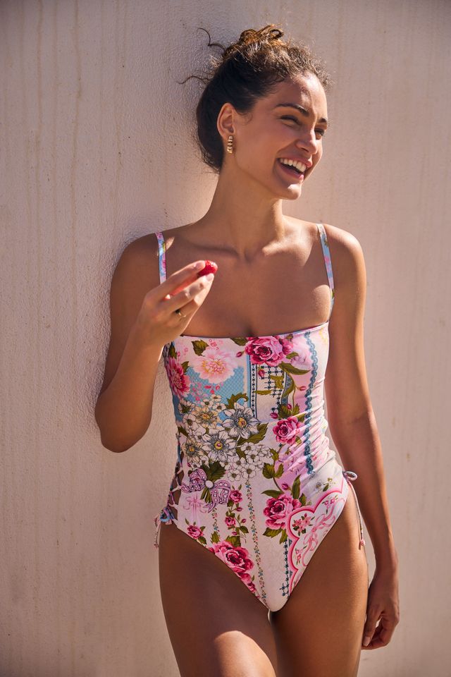 One Piece Swimsuits